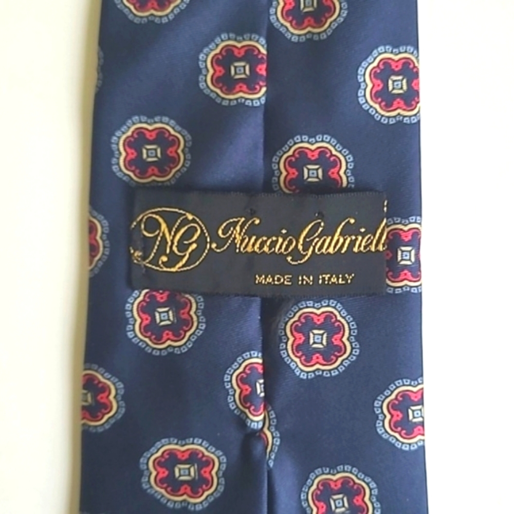Nuccio Gabriel NG 100% Silk Floral Geo Mens Neck Tie Navy Blue Red - Picture 2 of 5
